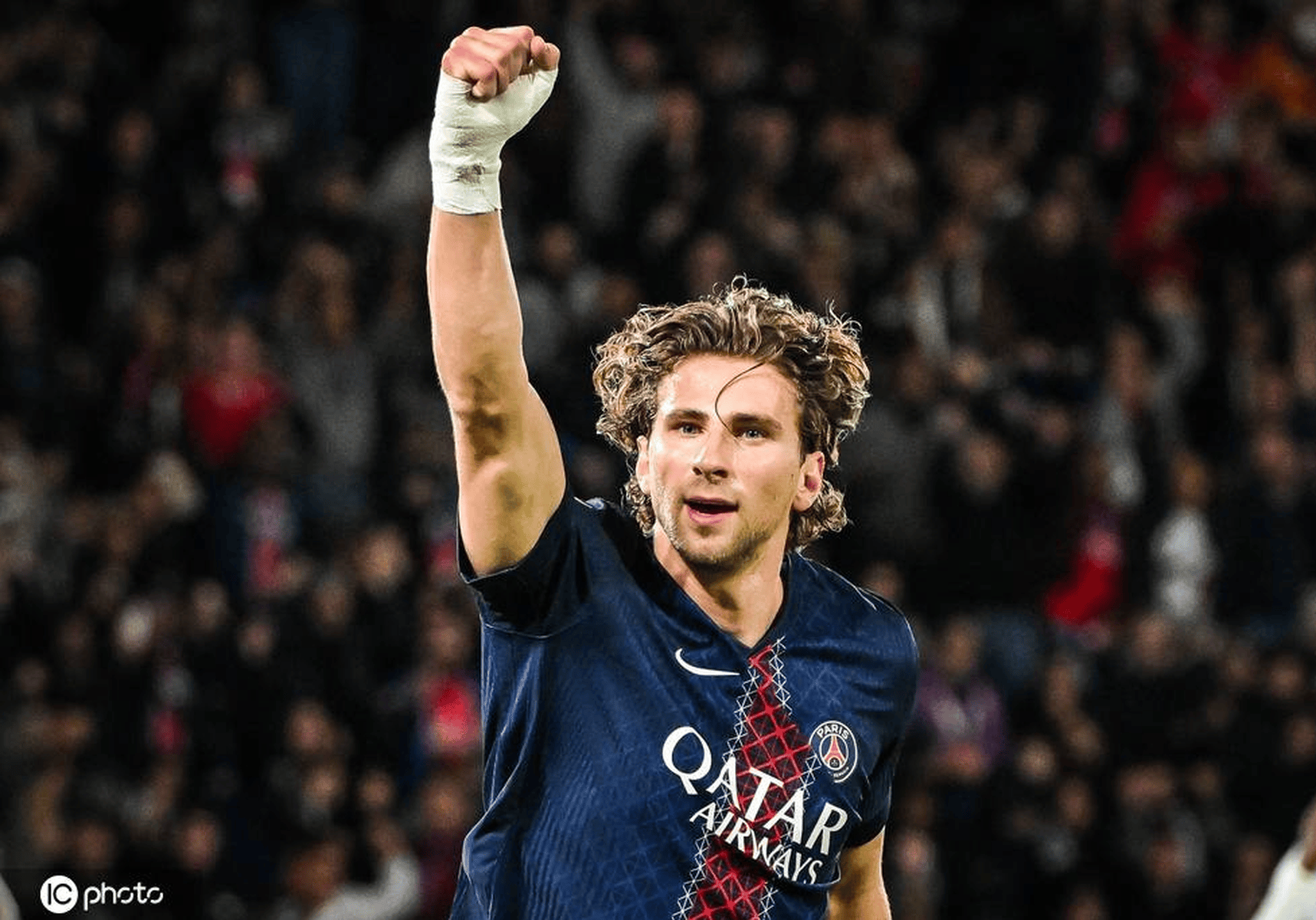 ayx sport-关于里程碑夜!巴黎圣日耳曼单刀错失,中超国际比赛日刷纪录,更衣室稳定,年轻球员得到机会的信息